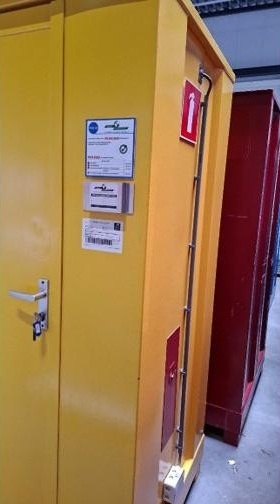 Met houder voor brandblusser