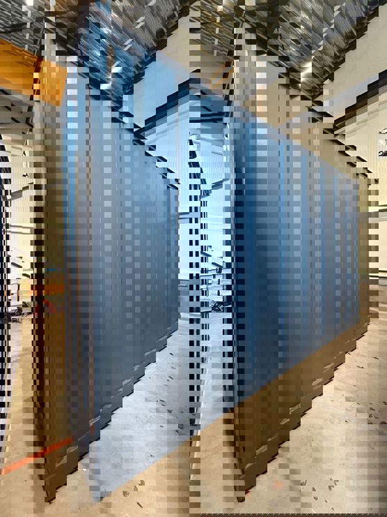 MU 580 2S Achterzijde